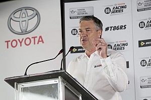 Komentator Supercars Didiagnosis Idap Kanker