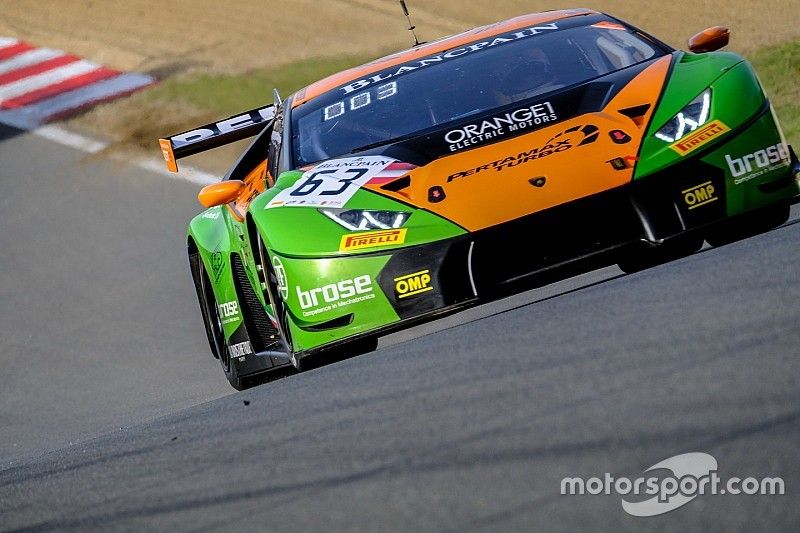 #63 GRT Grasser Racing Team Lamborghini Huracan GT3: Mirko Bortolotti, Christian Engelhart