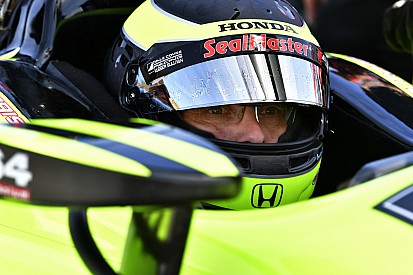 Bourdais slams “idiot” rivals after Long Beach disaster