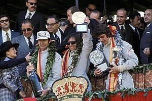 VIDEO: Fittipaldi wint Spaanse F1 GP 1973 op Montjuic