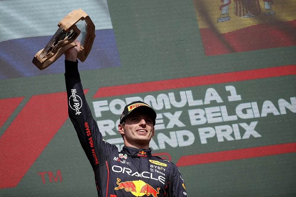 Max Verstappen, Red Bull Racing, 1st position, lifts the winners trophy