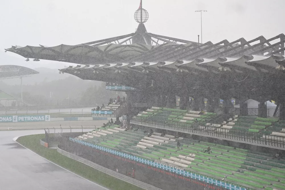 La pluie sur le circuit de Sepang
