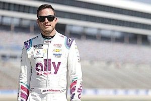Alex Bowman to miss Talladega Cup race with concussion