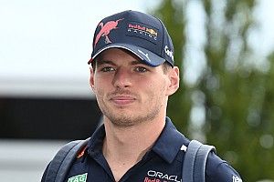 フェルスタッペン、シンガポールGPでのチャンピオン決定可能性を意識せず「急ぐ必要はないよ」