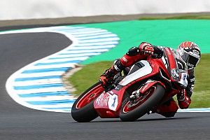 Supersport champion quits team over "serious breaches"