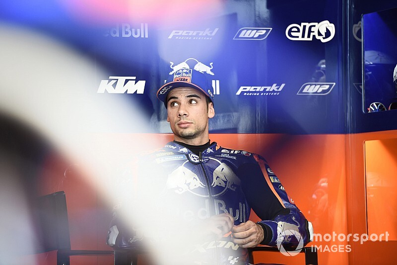 Oliveira: "Il vento mi ha spinto fuori dalla pista"