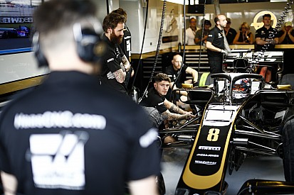 Grosjean újabb káromkodós kiakadása: videó