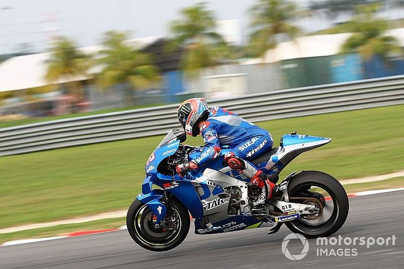 Suzuki ultima su 'holeshot' para estrenarlo en Qatar