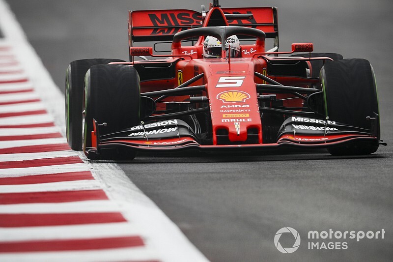 Meksika GP 2. antrenman: Vettel, Verstappen'in 0.1 saniye önünde lider
