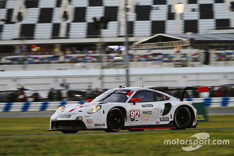 #912 Porsche GT Team Porsche 911 RSR: Earl Bamber, Laurens Vanthoor, Mathieu Jaminet