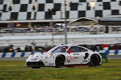 Rolex 24, Hour 22: WTR back in front, GTLM battle hots up