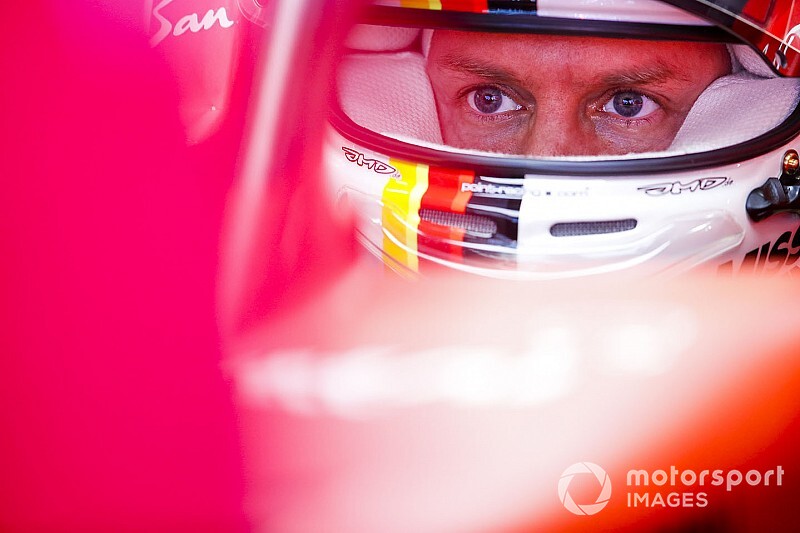 Vettel over DAS-systeem Mercedes: "Alsof je op slippers rent"