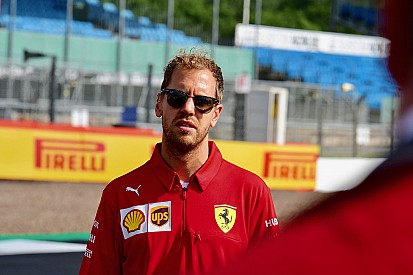 «С одним болидом Red Bull было как-то скучновато…» Феттель о проигрыше Гасли в квалификации