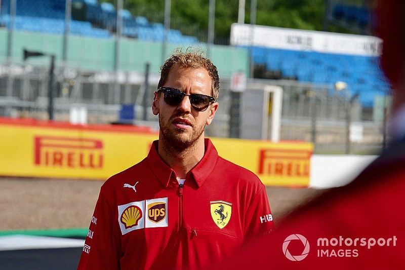 «С одним болидом Red Bull было как-то скучновато…» Феттель о проигрыше Гасли в квалификации