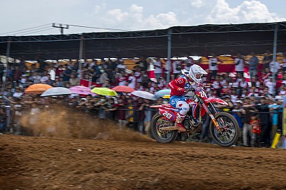 Tim Gajser allunga le mani sul Mondiale MXGP in Indonesia