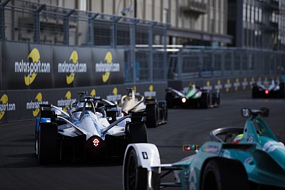 Valencia test kadroları belli oldu