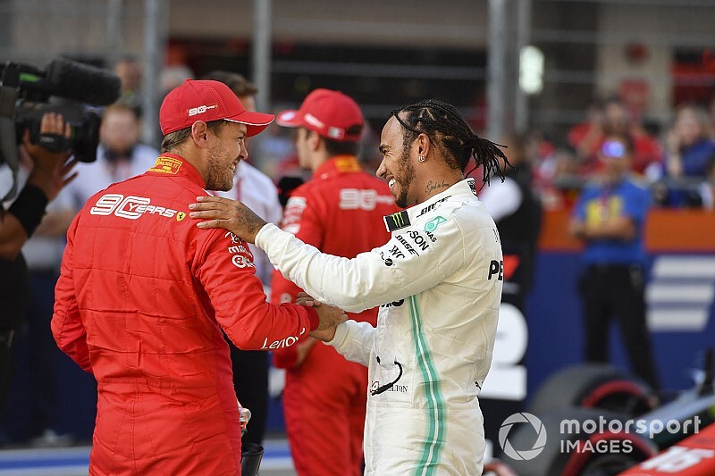 Hamilton punge: "Vettel non è più il numero uno in Ferrari"