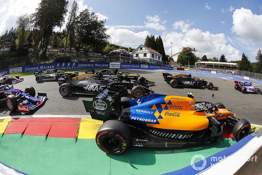 Lando Norris, McLaren MCL34, leads Kevin Magnussen, Haas F1 Team VF-19 Daniel Ricciardo, Renault F1 Team R.S.19, Romain Grosjean, Haas F1 Team VF-19, Nico Hulkenberg, Renault F1 Team R.S. 19 and Pierre Gasly, Toro Rosso STR14 