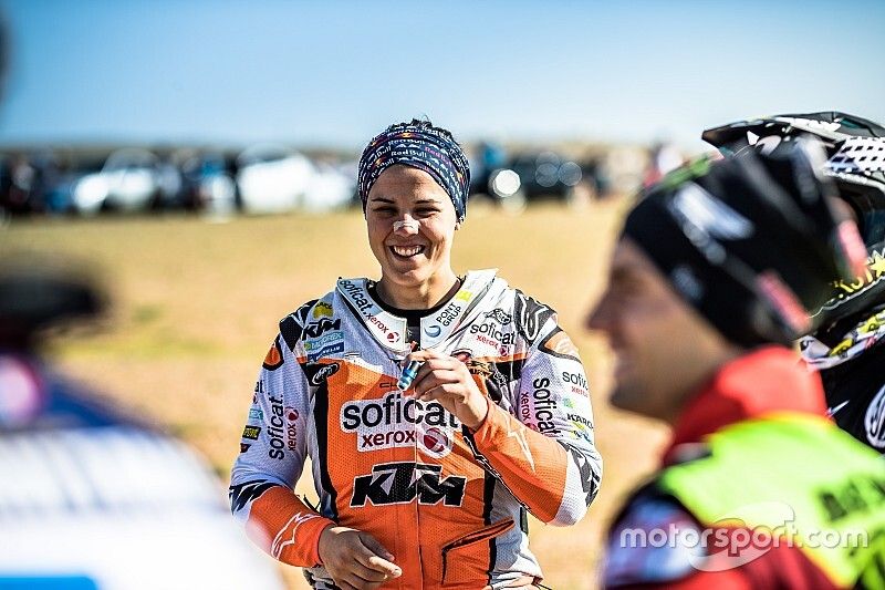 El número de españoles en motos en el Dakar de Arabia Saudí desciende