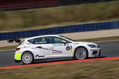 TCR Europe: Alex Morgan trionfa in Gara 2 ad Oschersleben
