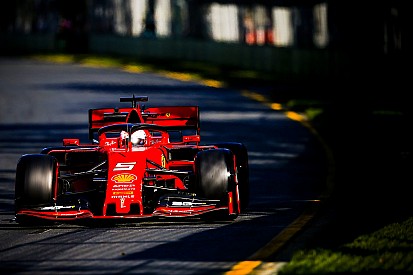 Vettel : Ferrari "lent partout" sauf les virages rapides à Melbourne