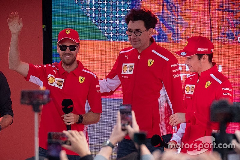 Мнение: да, Ferrari подыгрывает Феттелю и задвигает Леклера. Но у нее просто нет выбора