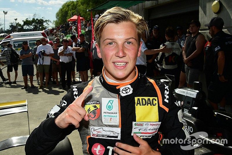 Red Bull prende Liam Lawson per il programma Junior e lo piazza in Formula European Masters