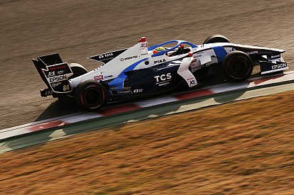 Palou lidera los primeros libres en Suzuka: "Un top 3 en clasificación sería perfecto"