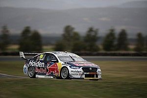 Tasmania Supercars: Whincup tops first practice by 0.01s