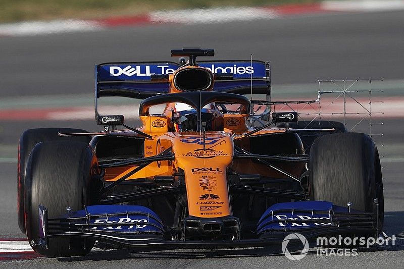 Sainz marca lo mejor de todo 2019 y Vettel sufre un despiste