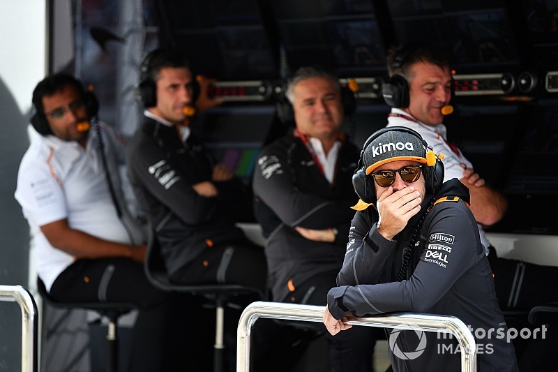 Alonso, en hızlı turu atmasına izin vermeyen McLaren'ın "tutkusunu" sorguladı