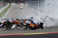 FIA diferencia puni&ccedil;&otilde;es a Grosjean e Hulkenberg em batidas