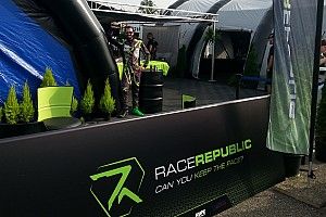 Stefano Comini e Race Republic, a Monza è spettacolo in pista e nel paddock