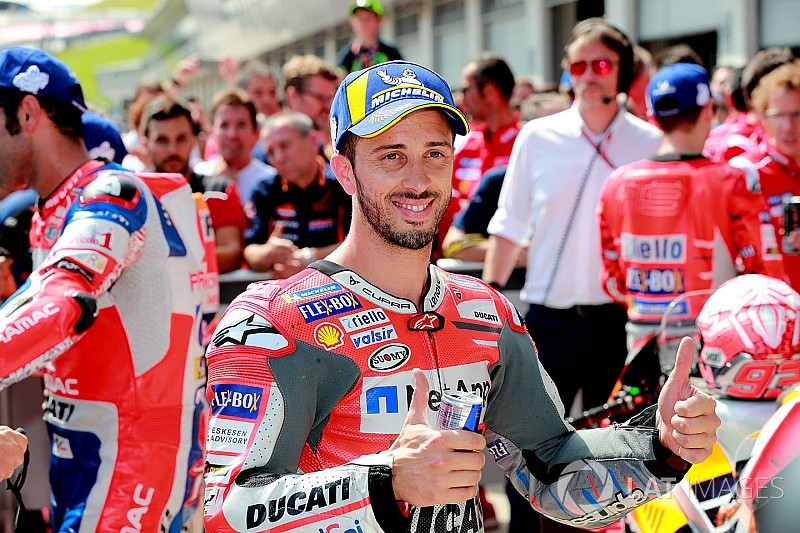 Dovizioso: "Ora Lorenzo è difficile da superare in staccata. Ha cambiato stile. Ho già studiato un metodo..."