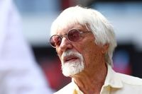 F1 - Ecclestone detona Hamilton e Vasseur: "Ferrari precisa de um ditador"
