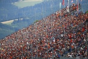 Russell örül, hogy Silverstone idén nem lesz „szellemváros”