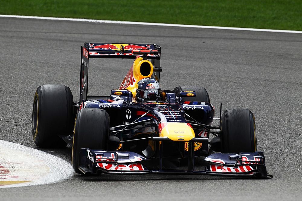 Première au volant d'une F1 pour Lawson, avec la RB7