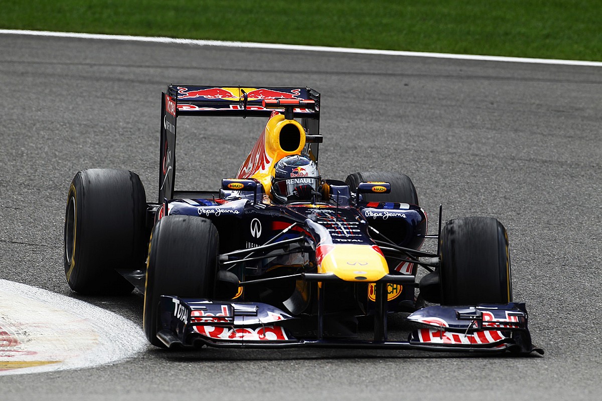Première au volant d'une F1 pour Lawson, avec la RB7