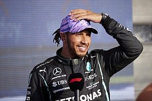 Hamilton: „Vakmerő elszántsággal vetem bele magam a sprintversenybe”