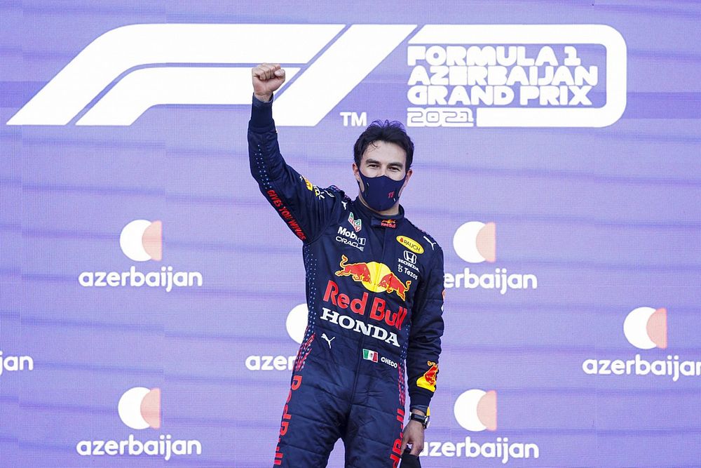 Verstappen Senang Perez Berikan Red Bull Kemenangan