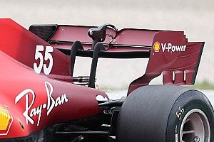 Ferrari: al posteriore c'è l'ala a cucchiaio più scarica
