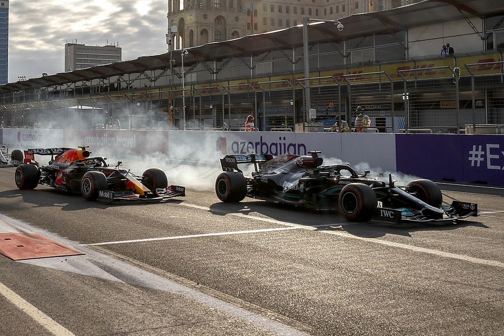Horner gevat: "Wolff is nooit bang om eigen team af te branden"
