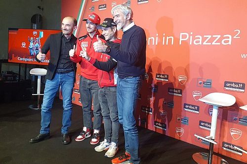 Bautista: "Me gustaría pilotar la MotoGP; echo de menos la sensación de potencia"