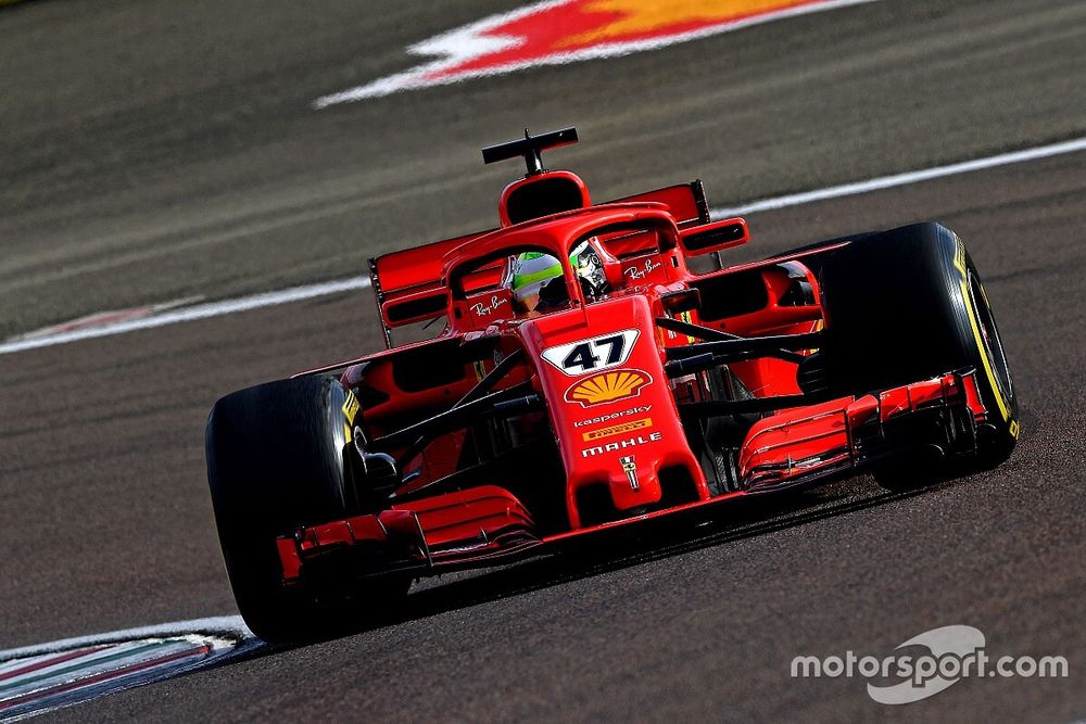Schumacher, SF71H ile katıldığı testin ilk gününü başarıyla tamamladı