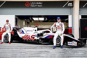 Haas lanza formalmente su coche VF-21 F1 en Bahrein