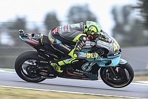 Rossi ancora 17esimo: "Le stiamo provando tutte"