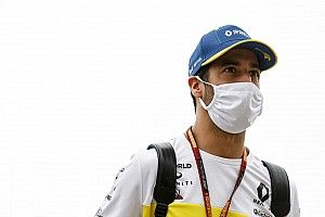 McLaren Tak Punya Waktu Persiapkan Mobil Musim 2018 untuk Ricciardo
