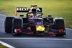 Photos - Le premier test de Sergio Pérez avec Red Bull