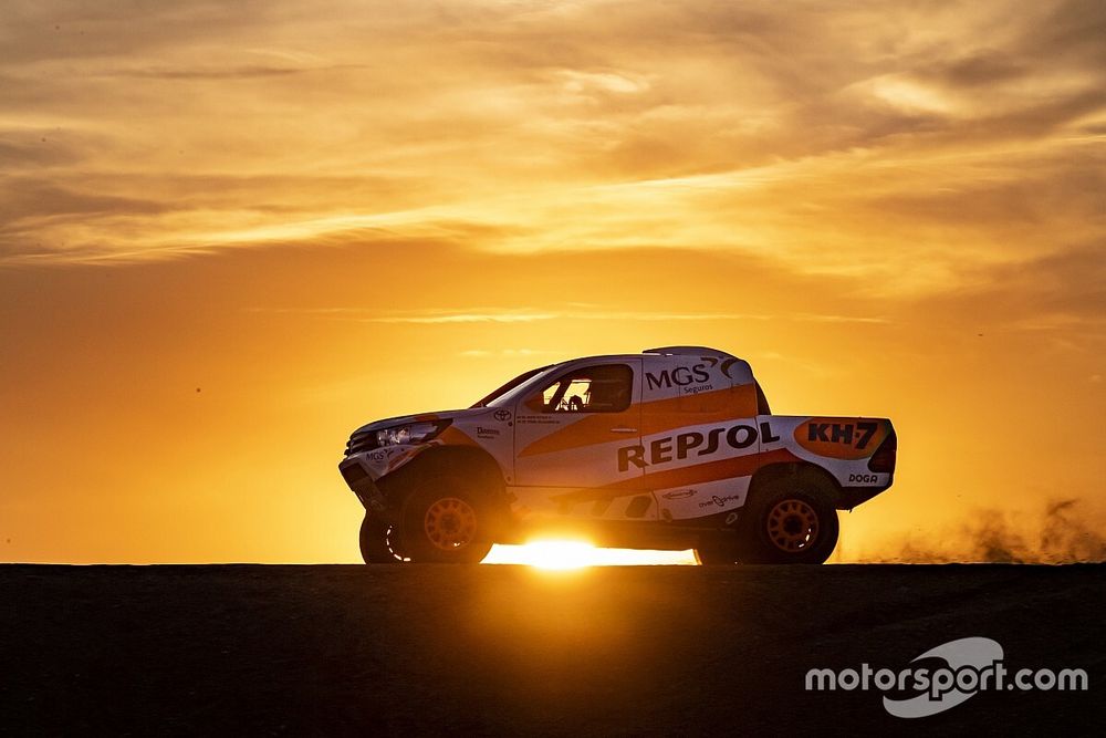 Isidre Esteve, "a por el top 10" en el Dakar 2021