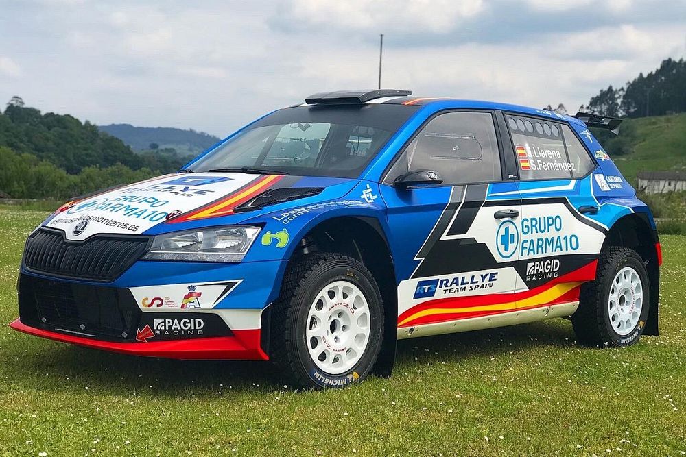Kolorowa Skoda Llareny